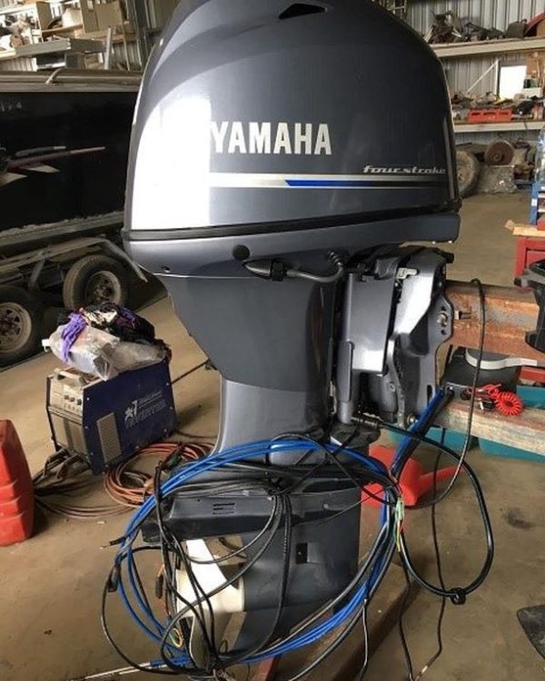 2015 Yamaha 70 hp 4-Stroke 25'' Shaft Remote Steer Power Tilt & Trim Outboard Motor - Image 7