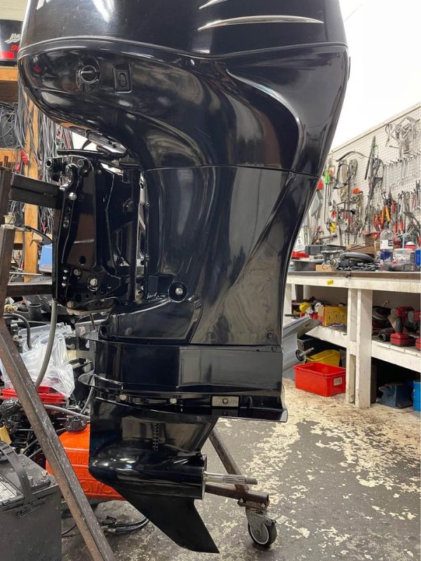 2011 Mercury Verado 150 HP 4-Stroke 20” Shaft Outboard Motor - Image 4