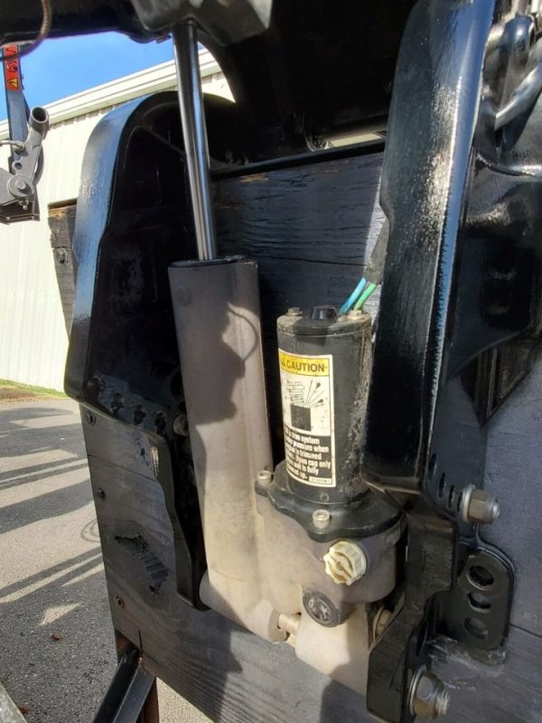 2006 Mercury 50 HP 2-Stroke 20" (L) - Image 2