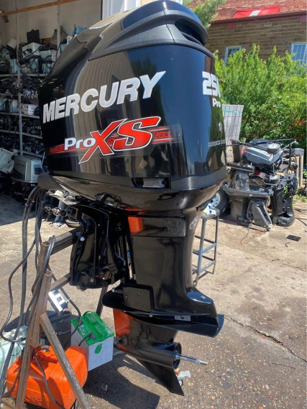 2014 Mercury 250 HP Optimax Pro XS 2-Stroke 25" Shaft - Image 3