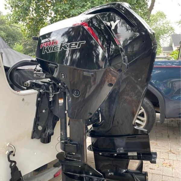 2012 Mercury Pro kicker 9.9 hp - Image 2