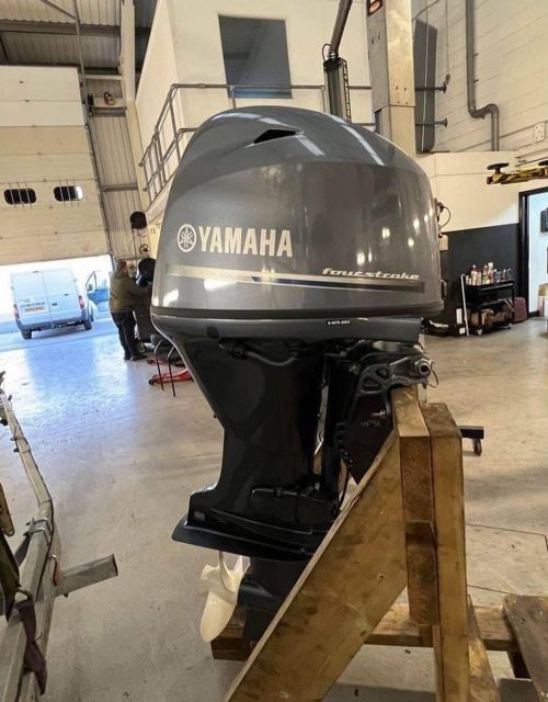 2016 Yamaha 60 hp 4-stroke outboard motor