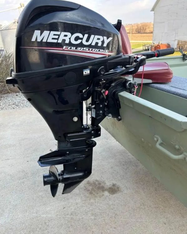 2020 Mercury 20 hp 4-Stroke Outboard Motor - Image 3