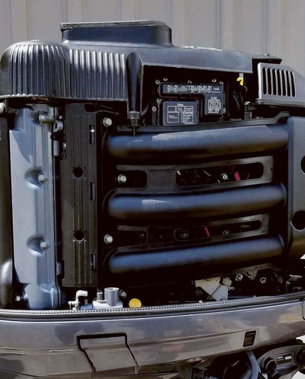 Twin 2006 Yamaha 250 hp 4 stroke 25" outboard motors - Image 2