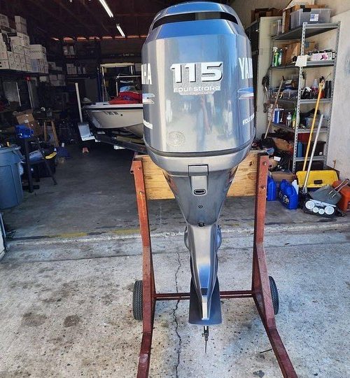 2004 Yamaha 115 hp 4-stroke outboard motor