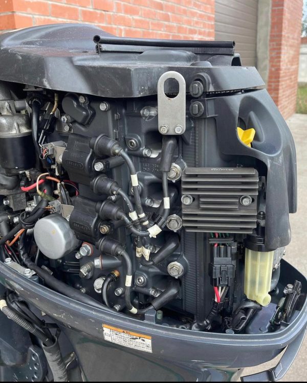 2014 Yamaha 70 hp 4-Stroke 20'' Shaft Remote Steer Power Tilt & Trim Outboard Motor - Image 2