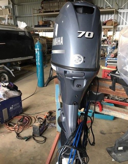 2015 Yamaha 70 hp 4-Stroke 25'' Shaft Remote Steer Power Tilt & Trim Outboard Motor