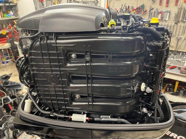 2011 Mercury 90 HP EFI 20'' Shaft - Image 7