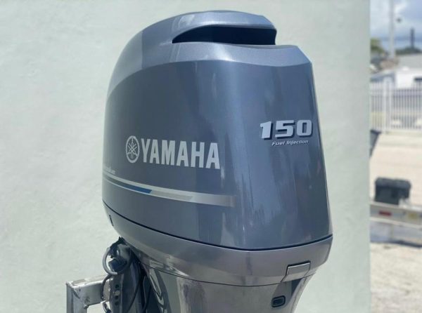 2018 Yamaha 150 HP 4-Stroke 25" Shaft Remote Steer Power Tilt And Trim Outboard Motor - Image 2