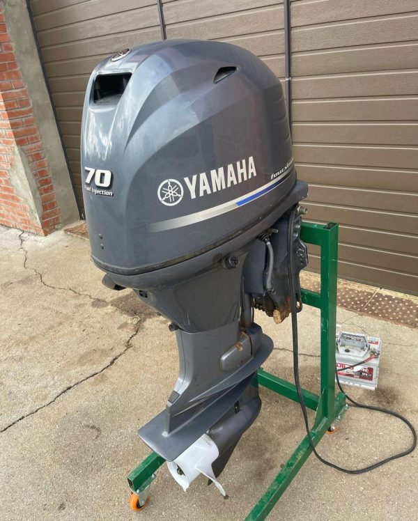 2014 Yamaha 70 hp 4-Stroke 20'' Shaft Remote Steer Power Tilt & Trim Outboard Motor - Image 4