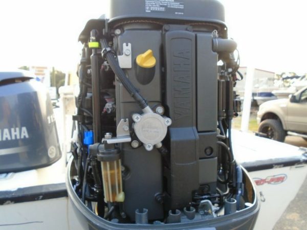 2017 Yamaha 115 hp 4-Stroke outboard motor - Image 8