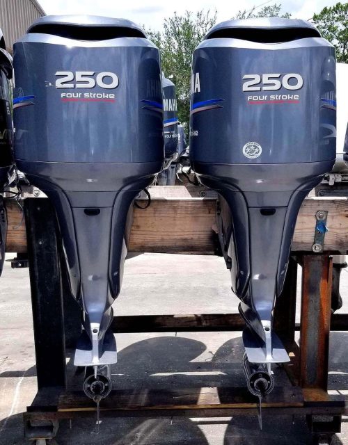 Twin 2006 Yamaha 250 hp 4 stroke 25" outboard motors