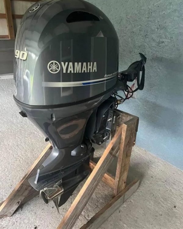 2021 Yamaha 90 HP 4-Stroke 20' Shaft Tiller Outboard Motor - Image 2