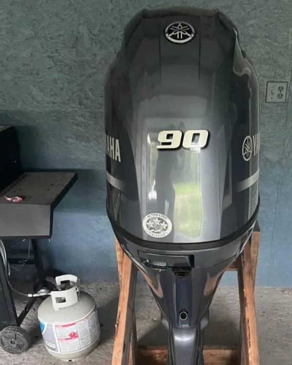 2021 Yamaha 90 HP 4-Stroke 20' Shaft Tiller Outboard Motor - Image 4