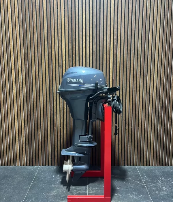 Yamaha 8 hp outboard motor